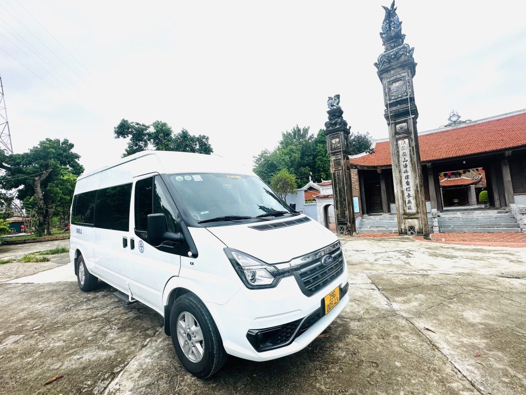 Van – 16 chỗ · Ford Transit – NHD Travel